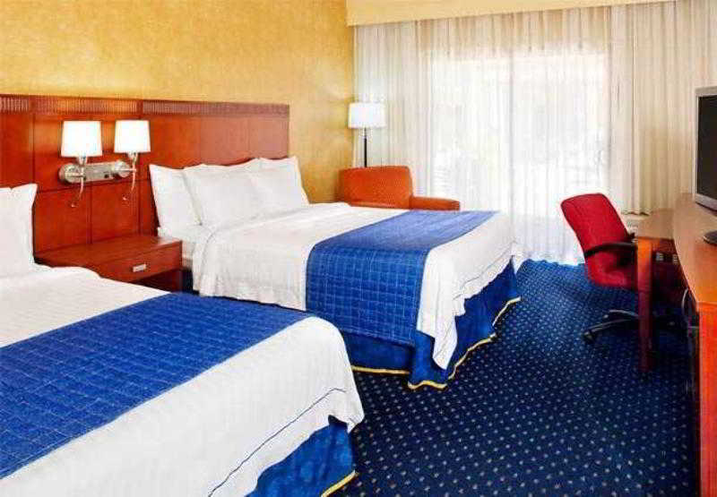 Courtyard By Marriott Phoenix Mesa Quarto foto
