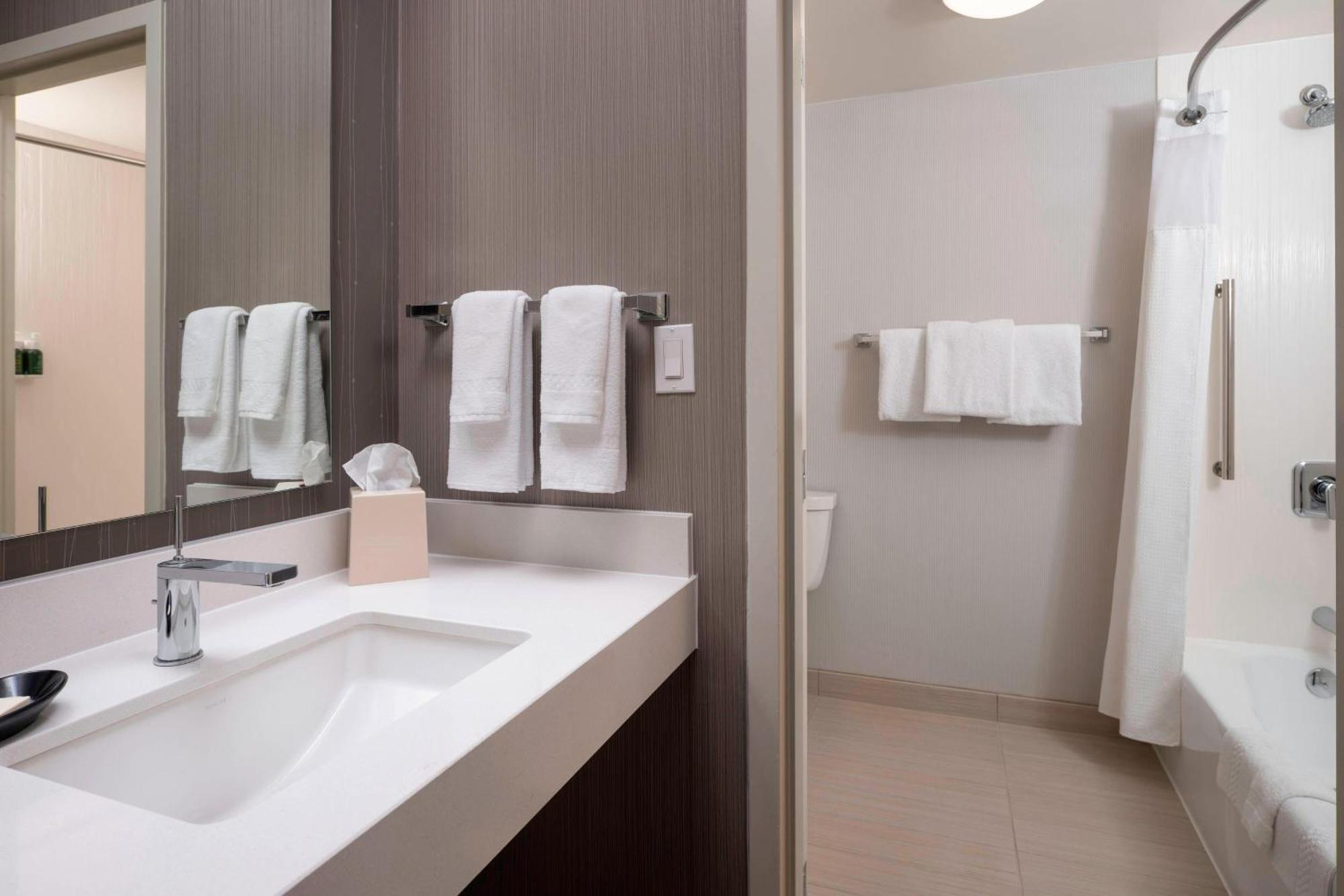Courtyard By Marriott Phoenix Mesa Exterior foto