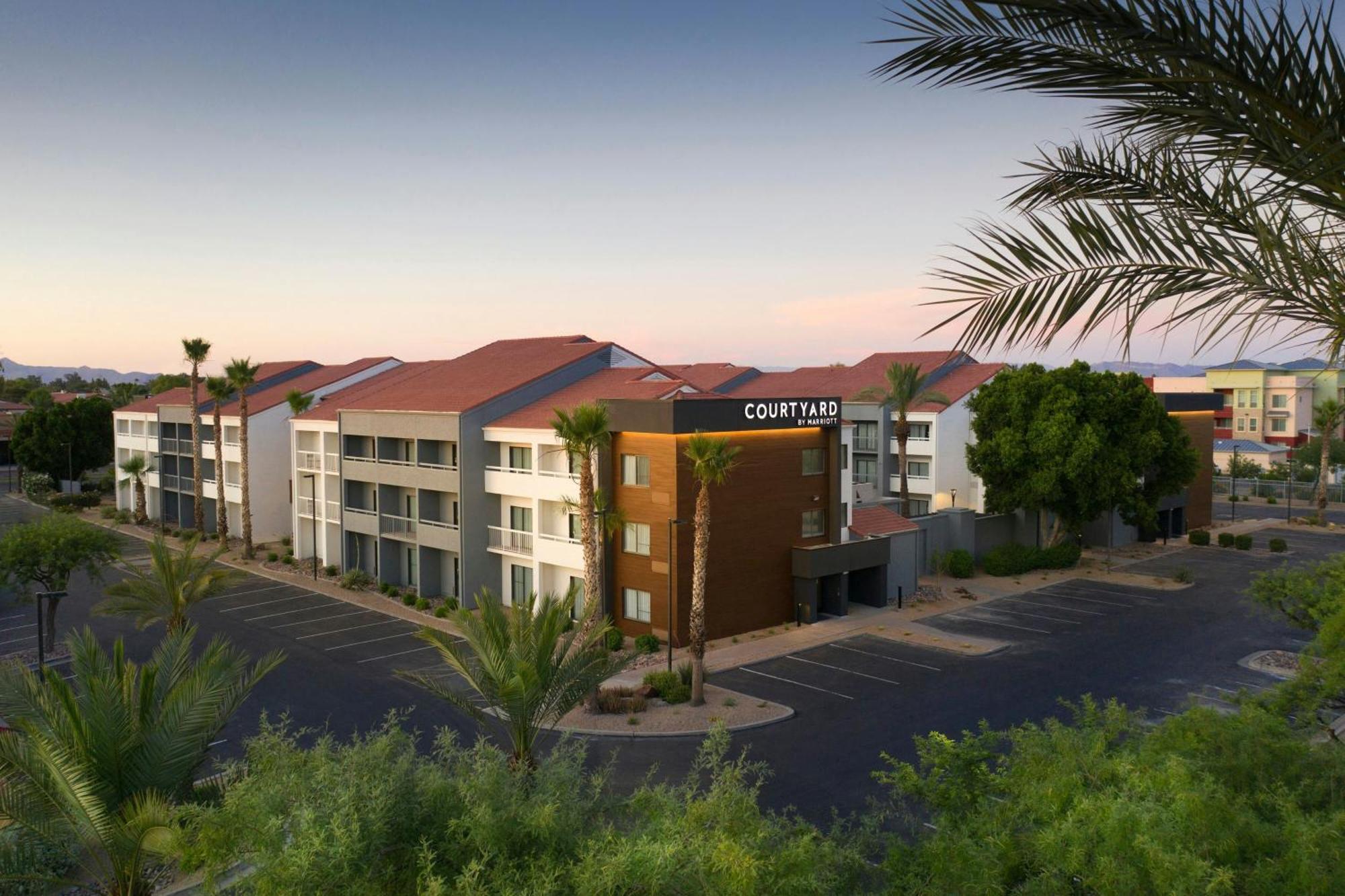 Courtyard By Marriott Phoenix Mesa Exterior foto