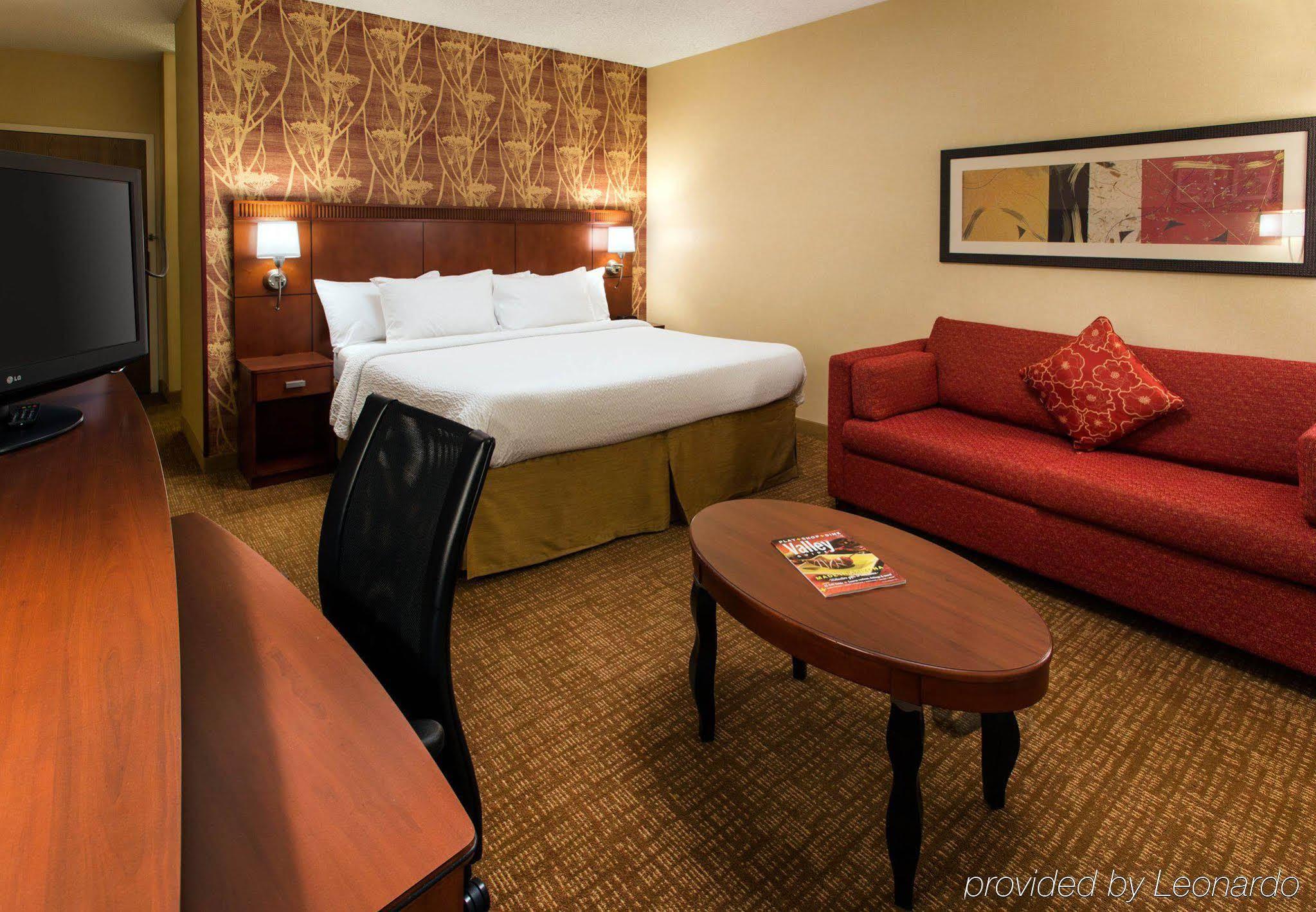 Courtyard By Marriott Phoenix Mesa Exterior foto